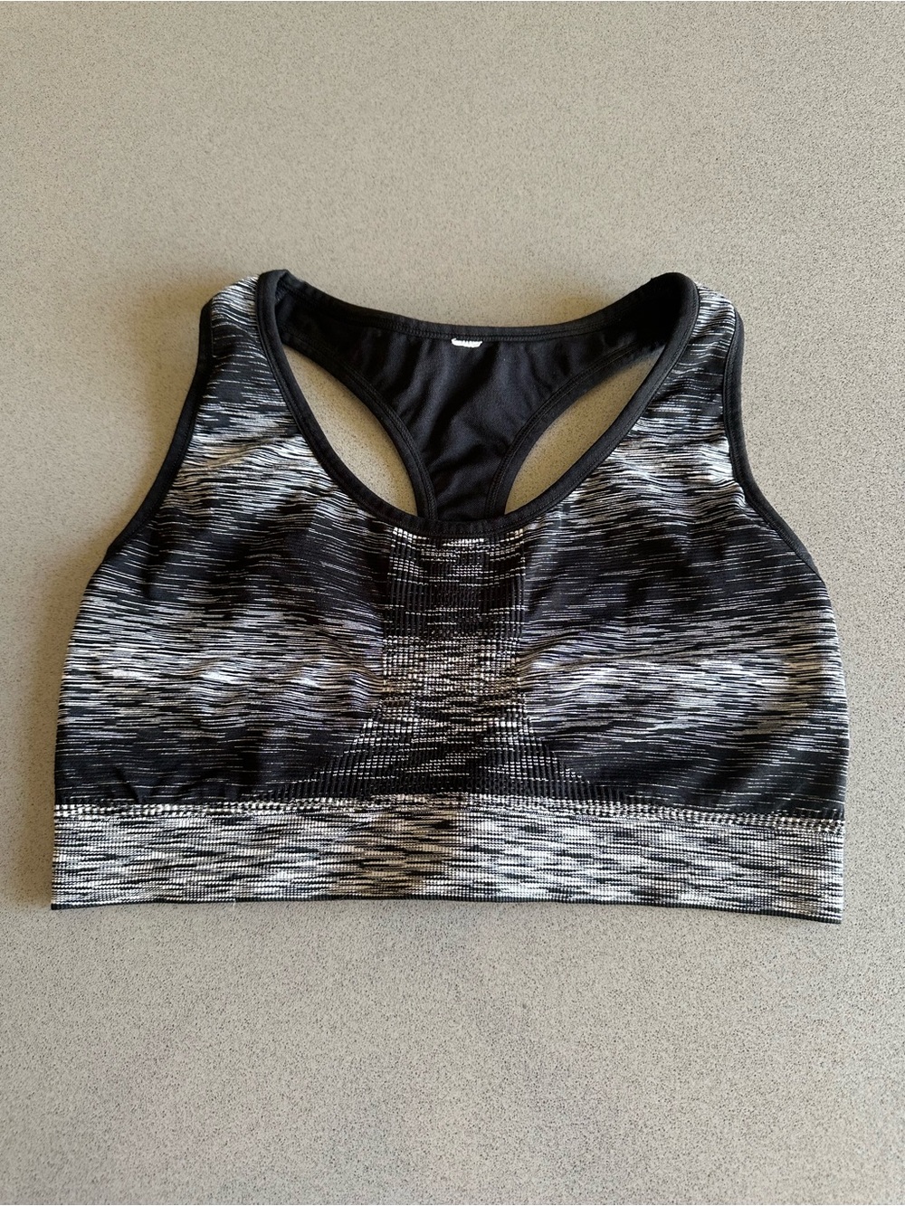 Women’s Black & Gray Seamless Sports Bra